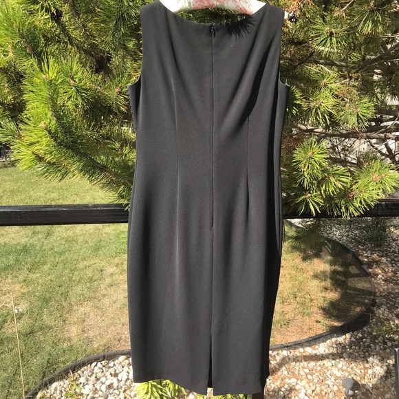 Evan Picone Sleeveless Black Dress - Picture 2 of 4